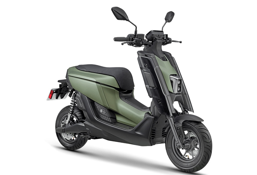 xe-may-dien-yamaha-emf-2022-la-mat-gia-3-700-usd-2